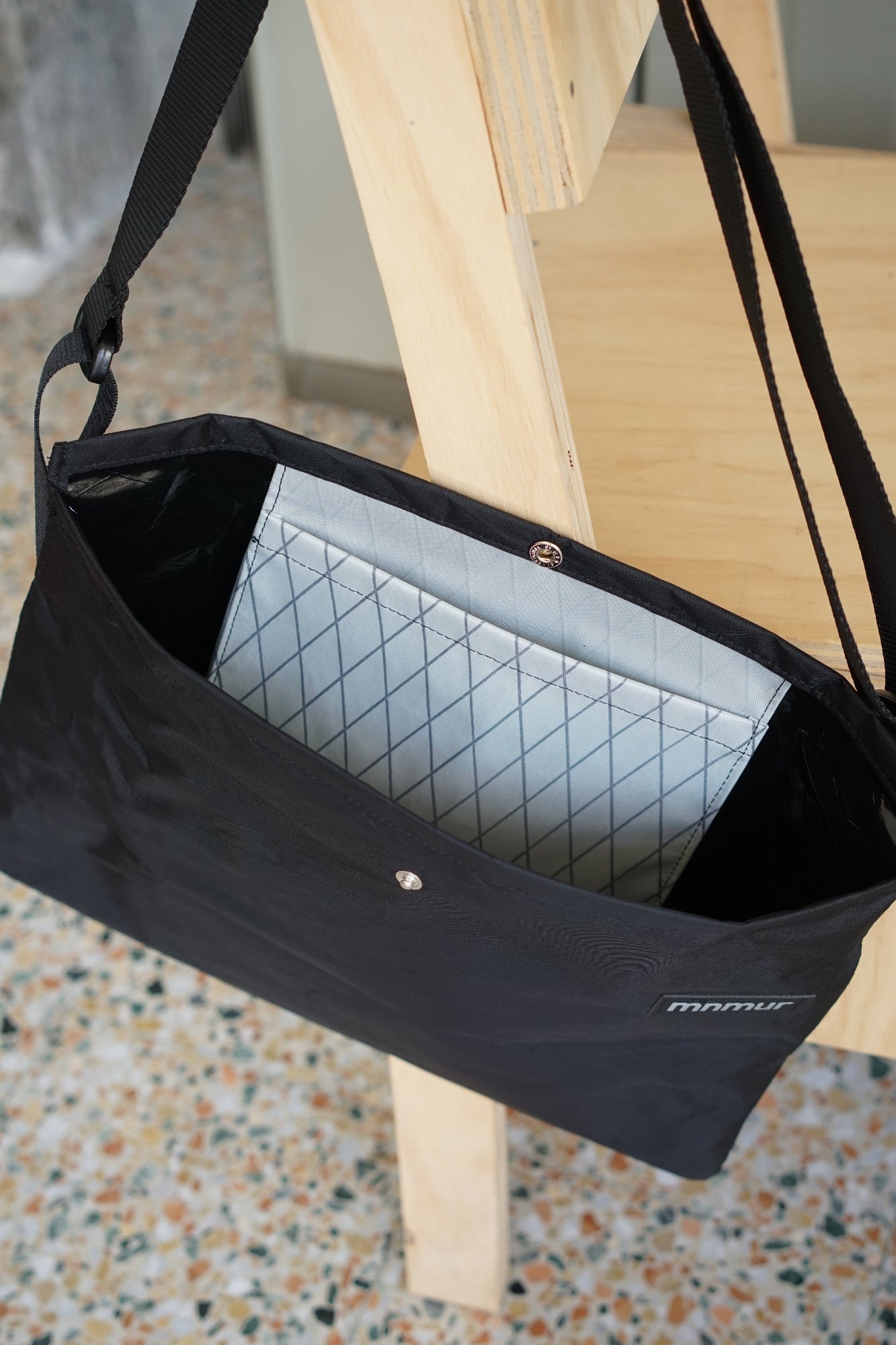 MN00 Musette Bag Dyneema