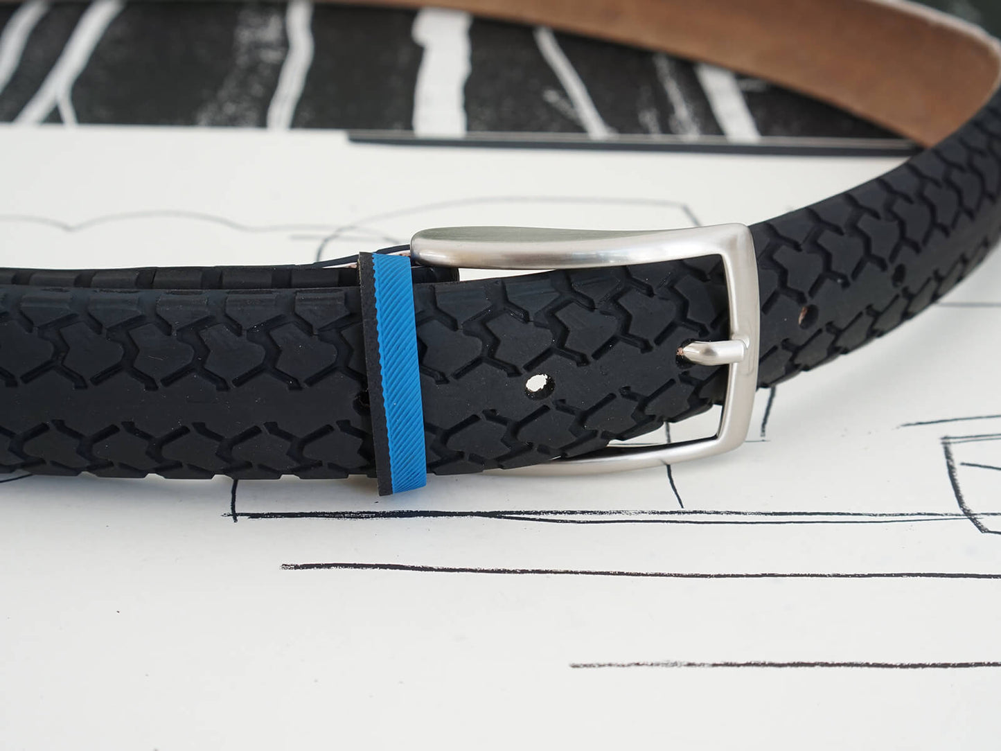 Cintura in copertone di bicicletta