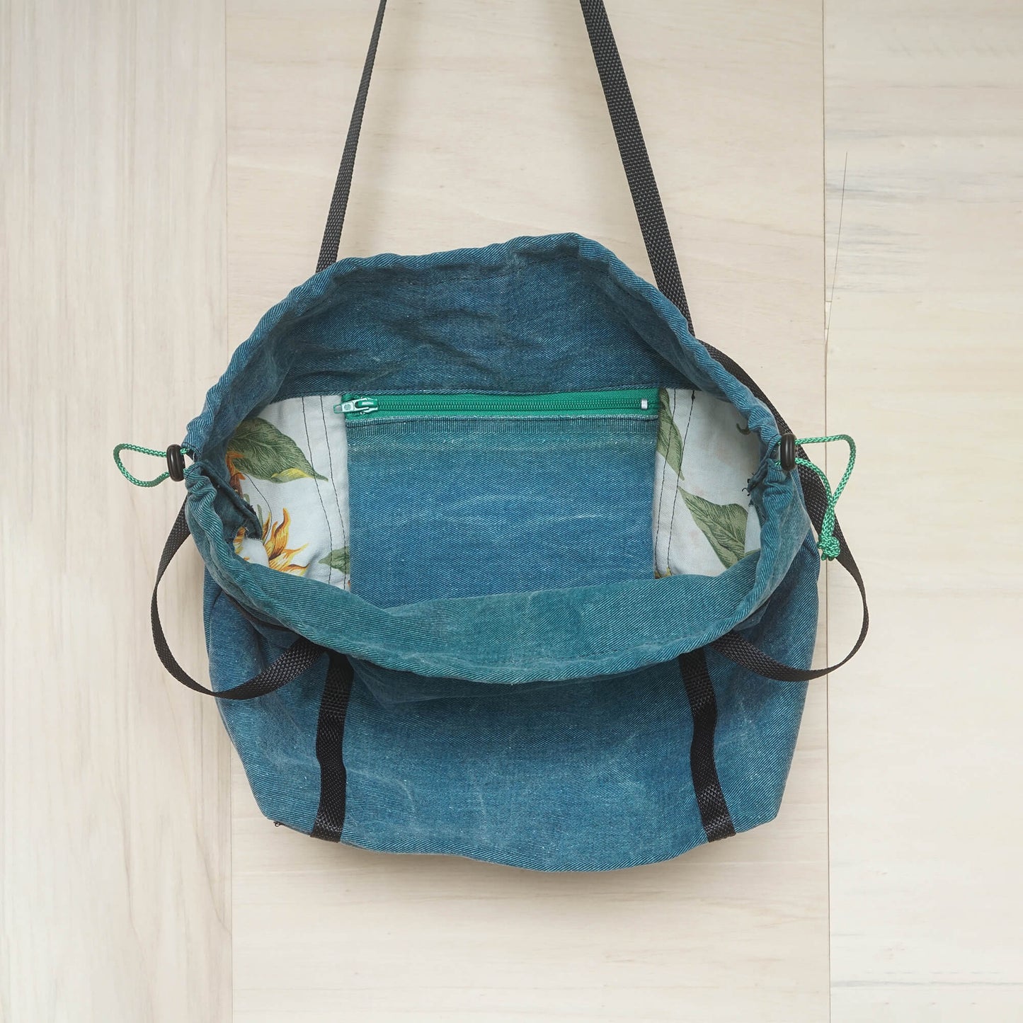 MX02R - Tote bag