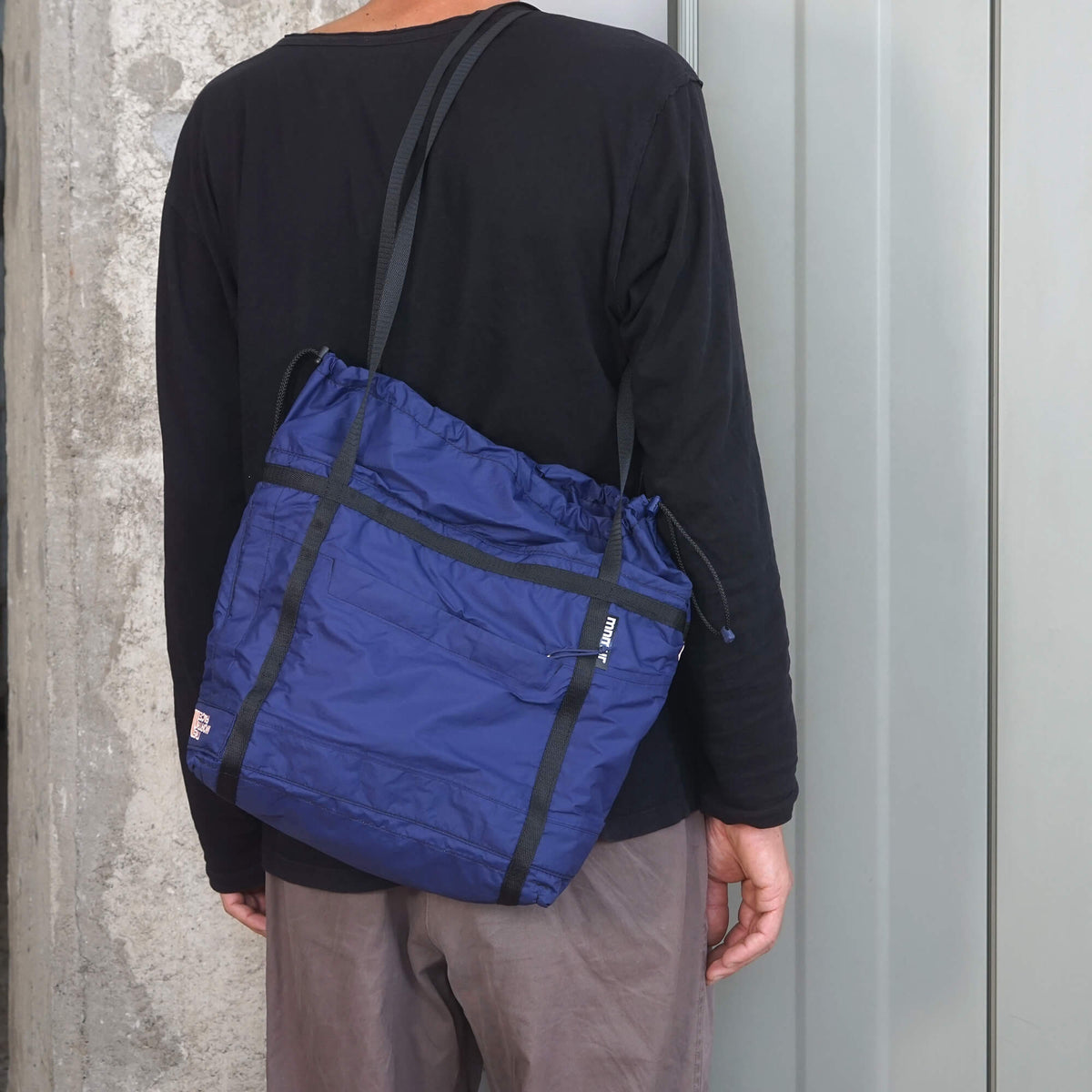 MX14R - Jacket Tote